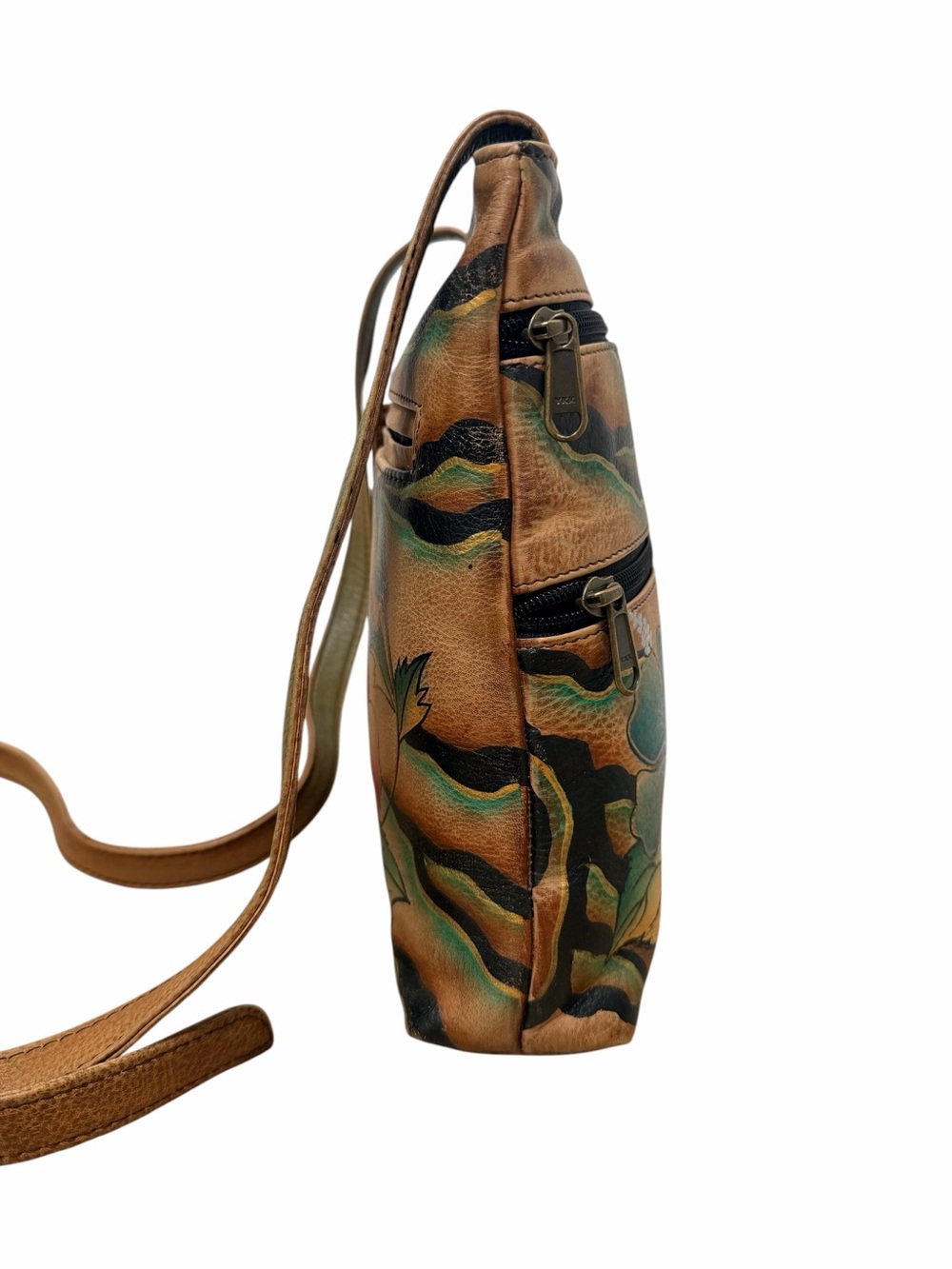 ANUSCHKA HAND PAINTED CROSSBODY LEATHER PURSE. - Picture 5 of 14